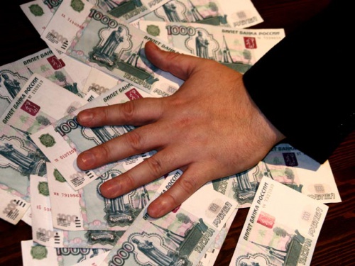 Директора управляющей компании в Татарстане подозревают в присвоении денег
