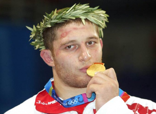 У России отняли три медали Олимпиады-2008