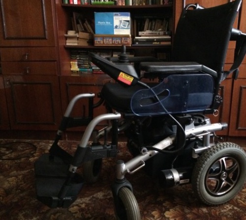 Соцработники Белгорода предложили пенсионерке год подождать инвалидную коляску