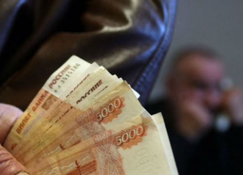 Прокуратура утвердила обвинение против получившего взятку в 1,5 млн кировского чиновника