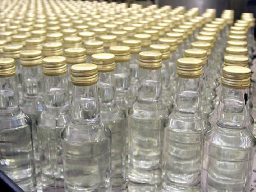 Женщину-бизнесмена из Томской области оштрафовали за продажу поддельного алкоголя
