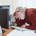 Работающим пенсионерам отказали в индексации пенсий