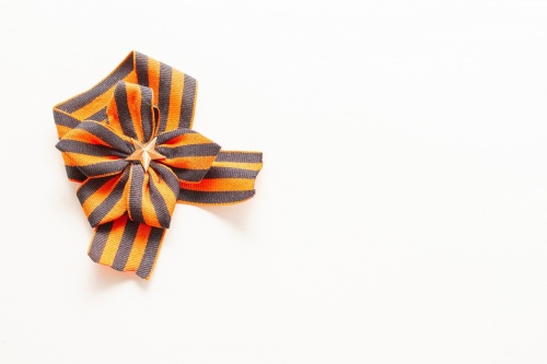 ������� ��������� � 75-����� ������ �������� �� ����� ������