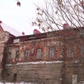 Кировские власти бросили ветеранов и инвалидов выживать в разрушенном доме 18 века