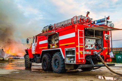 Правозащитники добились для погорельцев из Новгородской области помощи от властей Правозащитники добились для погорельцев из Новгородской области помощи от властей