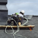 Жители затопленных квартир заставили ЖЭК отремонтировать крышу в рязанском доме