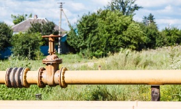 Свердловский ФАС оштрафовал Газпром на 700 000 рублей за отказ проводить газ в жилой дом