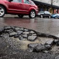 Когда в России исчезнут ямы и колдобины на дорогах