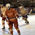 В Сети появилось фото с матча Ночной хоккейной лиги, где сыграли Путин и Шойгу