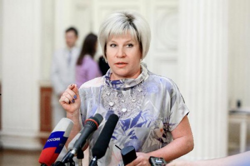 Оппозиция бьет тревогу: лидер эсеров в Санкт-Петербурге просит ЦИК запретить досрочное голосование на выборах