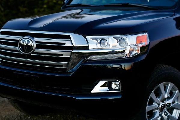 Абаканский автосалон оставил клиента без внедорожника и трех миллионов рублей Абаканский автосалон оставил клиента без внедорожника и трех миллионов рублей