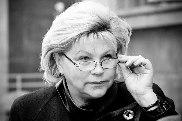 Елена Драпеко: России нужен специальный совет для спорного кино Елена Драпеко: России нужен специальный совет для спорного кино