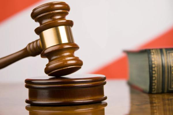 Из детдома на улицу. В Улан-Удэ сироту забыли обеспечить квартирой Из детдома на улицу. В Улан-Удэ сироту забыли обеспечить квартирой