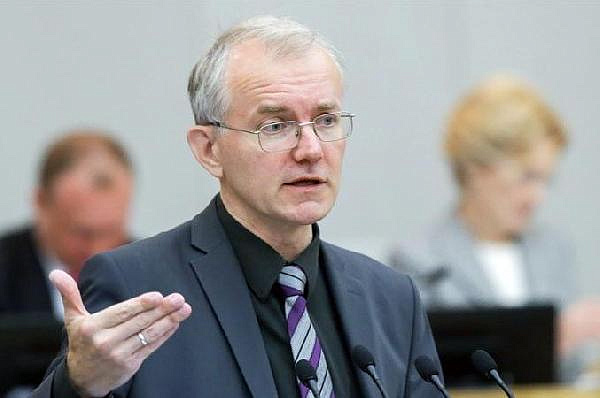 Олег Шеин: Правительству нужна страна бессловесных рабов! Олег Шеин: Правительству нужна страна бессловесных рабов!